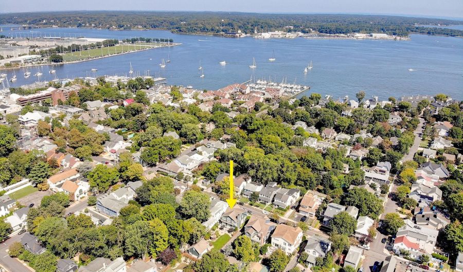 520 SECOND St, Annapolis, MD 21403 - 4 Beds, 4 Bath