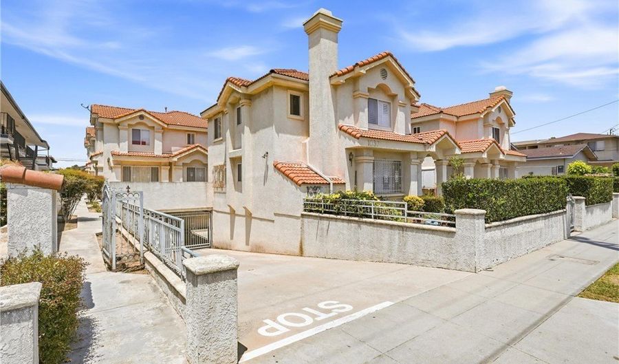 1097 S Marguerita C, Alhambra, CA 91803 - 2 Beds, 3 Bath