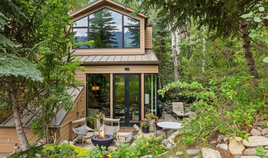155 Lone Pine Rd Unit 12, Aspen, CO 81611 - 3 Beds, 3 Bath
