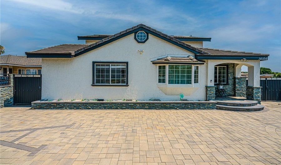 14106 Gruen St, Arleta, CA 91331 - 7 Beds, 4 Bath