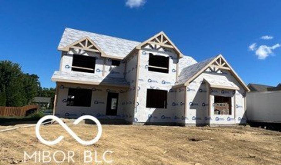 6882 Linden Woods Dr, Avon, IN 46123 - 5 Beds, 4 Bath