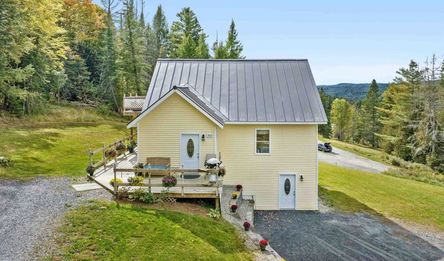 322 Danville Hill Rd, Cabot, VT 05647 - 3 Beds, 3 Bath