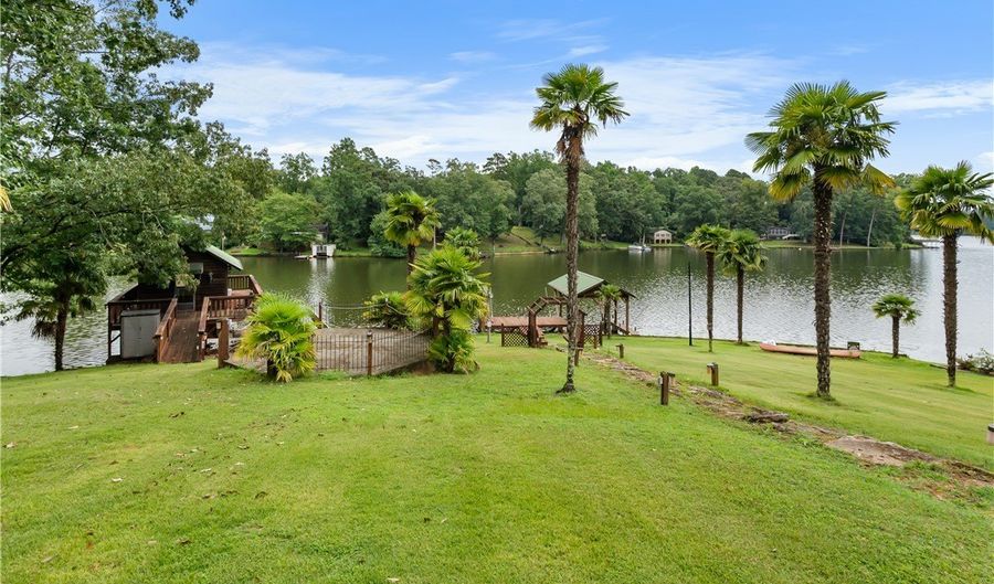 801 Mcfalls Cir, Anderson, SC 29621 - 3 Beds, 2 Bath