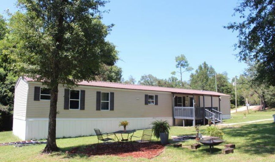 188 Compass Lake Dr, Alford, FL 32420 - 3 Beds, 2 Bath