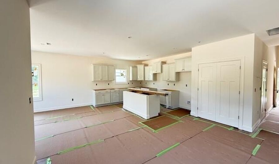 277 Strother Rd, Aberdeen, NC 28315 - 4 Beds, 3 Bath