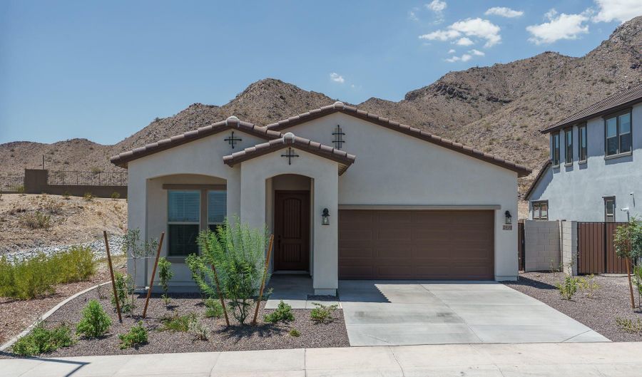 2834 N 214TH Ave, Buckeye, AZ 85396 - 4 Beds, 3 Bath