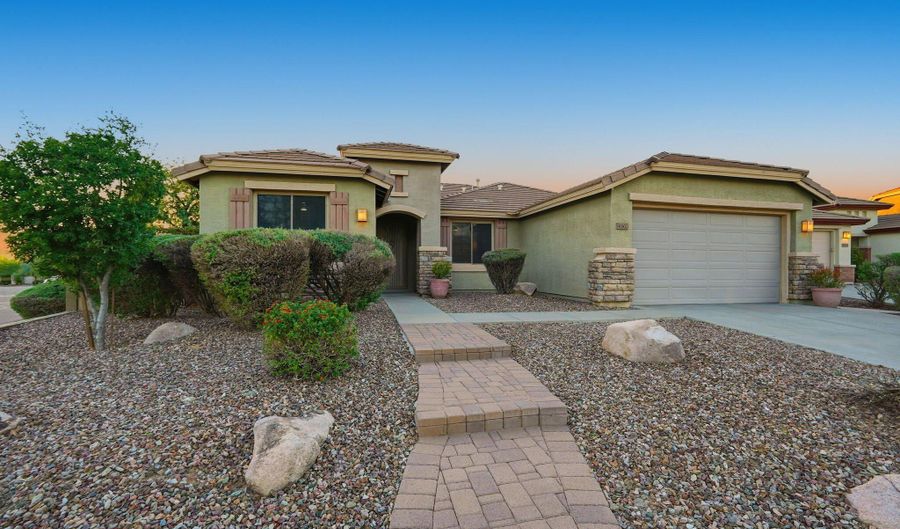 40802 N PEALE Ct, Anthem, AZ 85086 - 4 Beds, 3 Bath