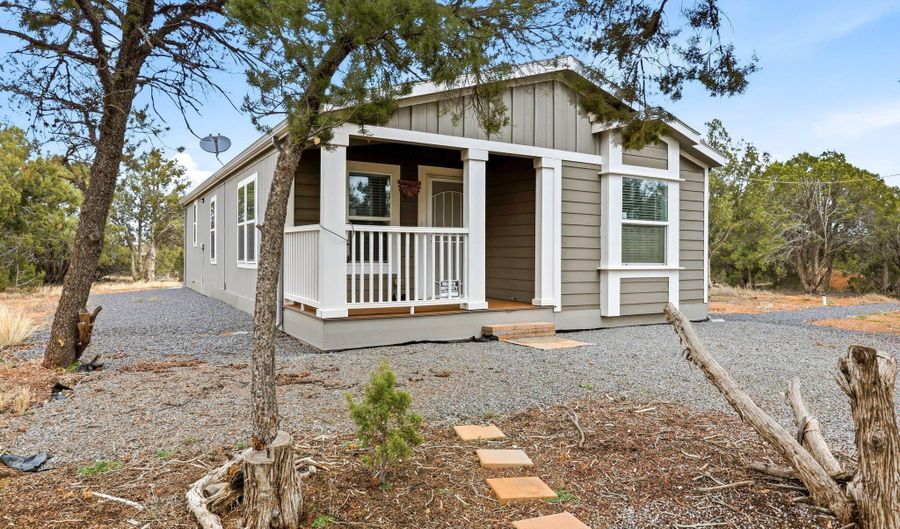 2145 PULP MILL Rd, Clay Springs, AZ 85923 - 2 Beds, 2 Bath