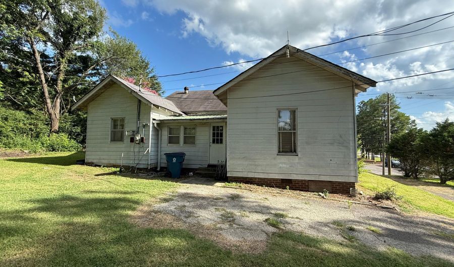 108 Hopkins, Bells, TN 38006 - 3 Beds, 1 Bath