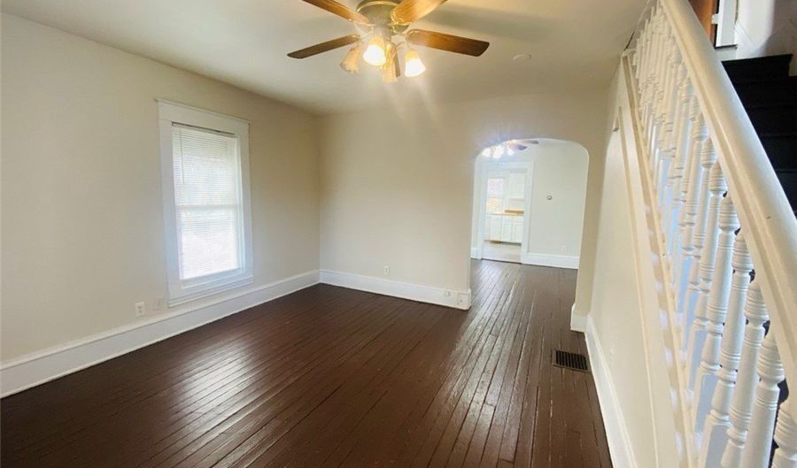 1246 Edison Ave, Akron, OH 44301 - 2 Beds, 1 Bath