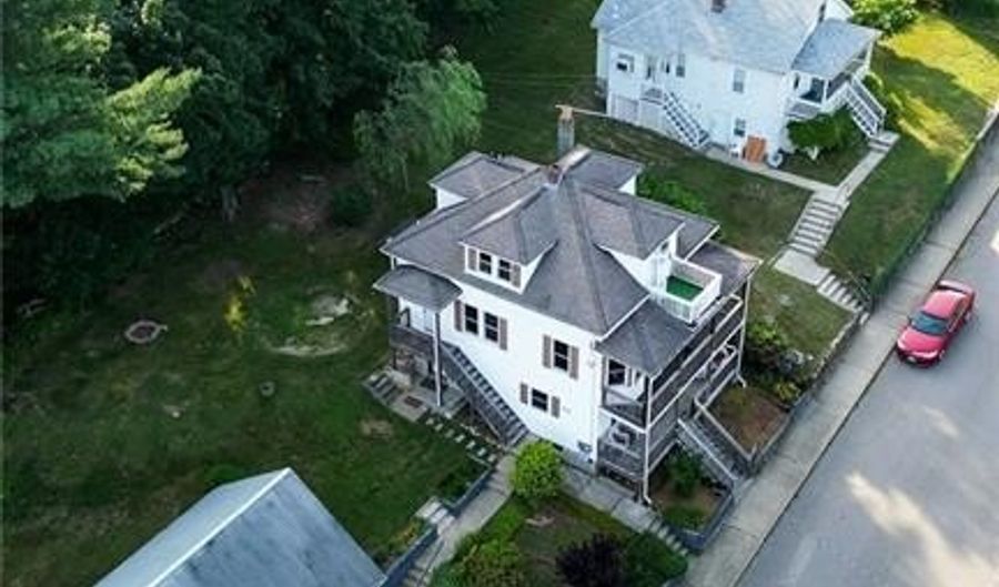 27 May St, Blackstone, MA 01504 - 4 Beds, 2 Bath
