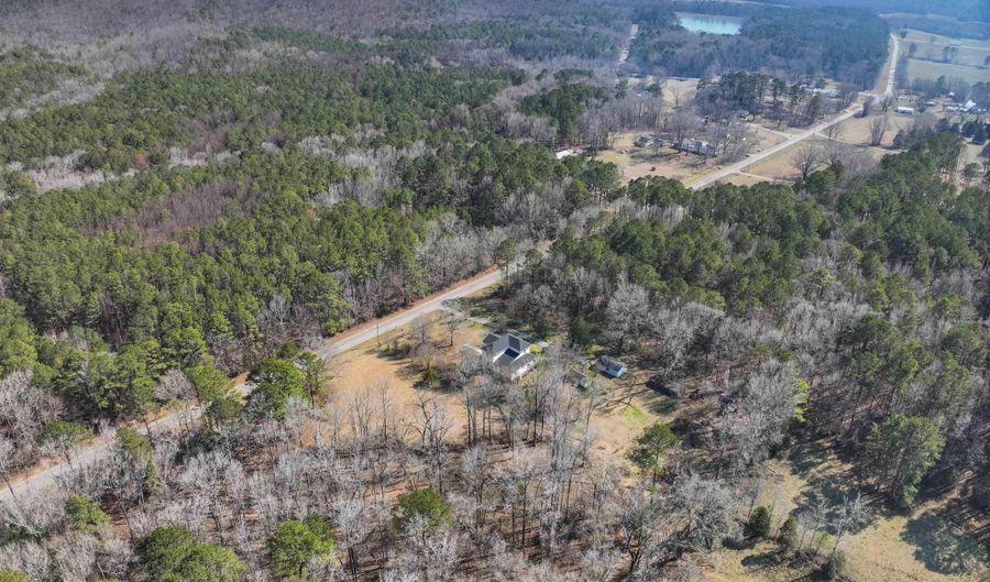 5154 PLANTERSVILLE Rd, Alpine, AL 35014 - 5 Beds, 3 Bath