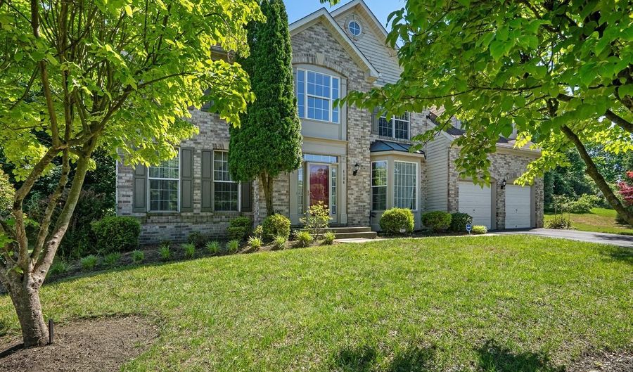 4306 TAVERNGREEN Ln, Bowie, MD 20720 - 4 Beds, 4 Bath