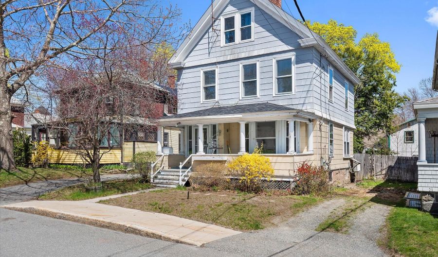 22 Ledgelawn Ave, Bar Harbor, ME 04609 - 4 Beds, 2 Bath