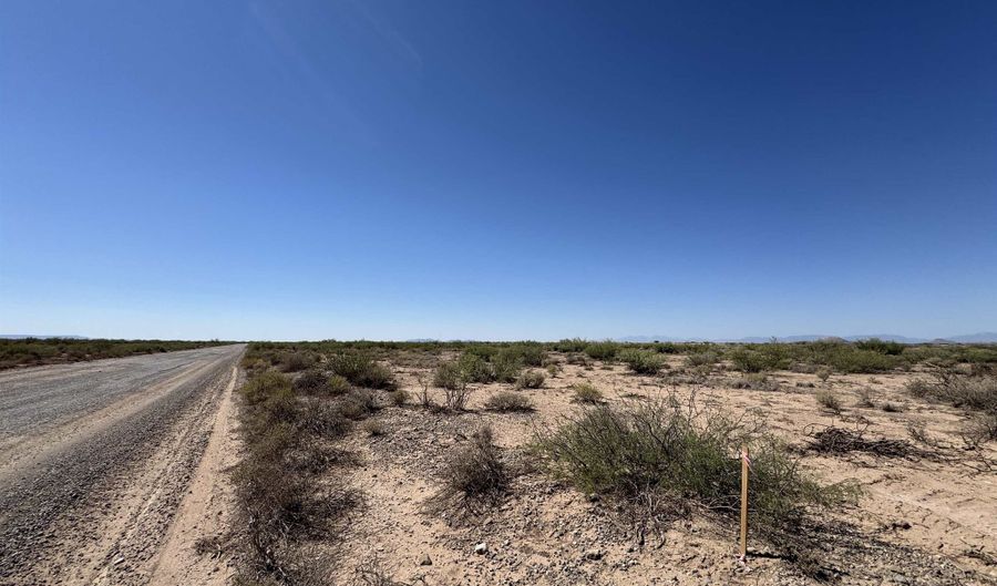 Lot 6 Anillo Del Oeste, Alamogordo, NM 88310 - 0 Beds, 0 Bath