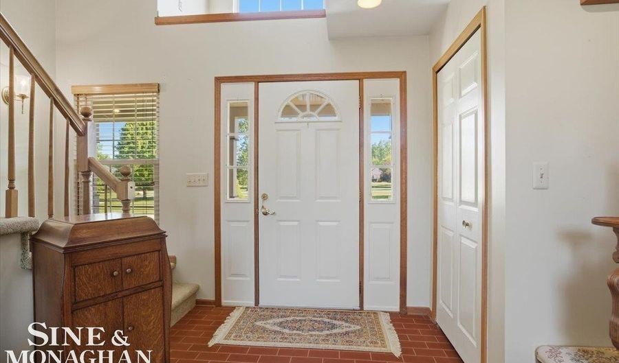 8892 Marr Rd, Almont, MI 48003 - 3 Beds, 3 Bath