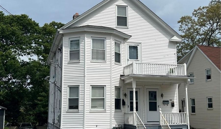1097 Pontiac Ave, Cranston, RI 02910 - 5 Beds, 4 Bath