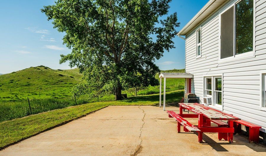 28 S Rail Rd, Banner, WY 82832 - 3 Beds, 3 Bath