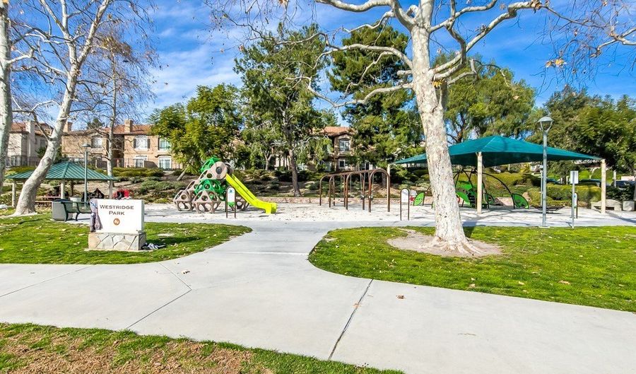 1 Tularosa Ct, Aliso Viejo, CA 92656 - 5 Beds, 6 Bath