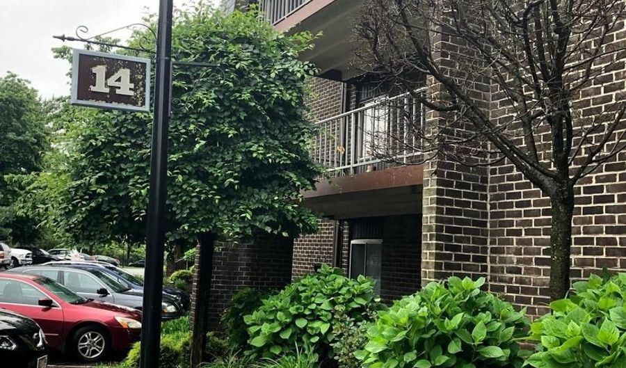 14 STONEHENGE Cir #6, Baltimore, MD 21208 - 2 Beds, 2 Bath