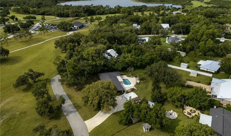 1381 Talbott Cir, Avon Park, FL 33825 - 3 Beds, 3 Bath