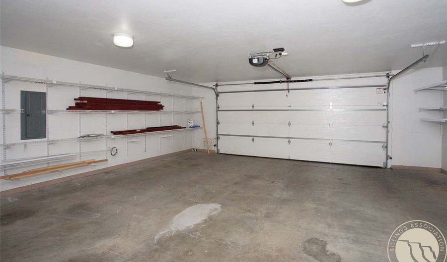 862 Senora Ave, Billings, MT 59105 - 4 Beds, 3 Bath