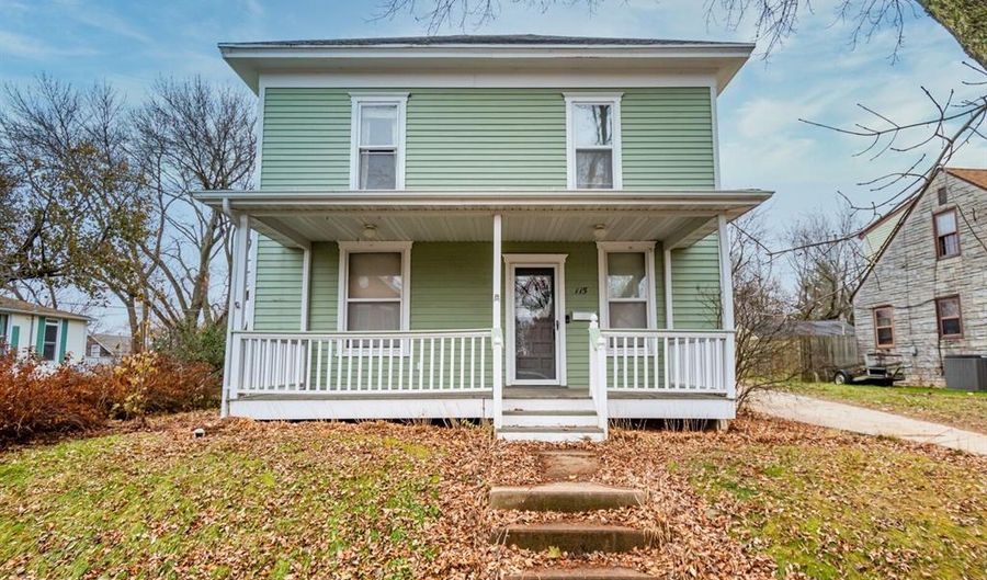 115 S Sales St, Anamosa, IA 52205 - 3 Beds, 2 Bath