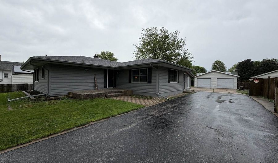 201 N Scandia St, Alpha, IL 61413 - 3 Beds, 2 Bath