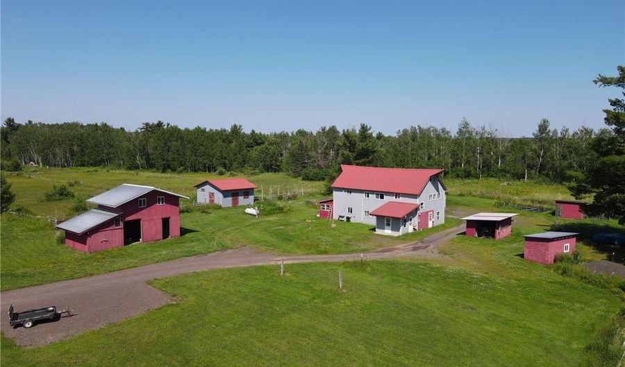 3968 S Roys Land Rd, Superior, WI 54880 - 5 Beds, 4 Bath
