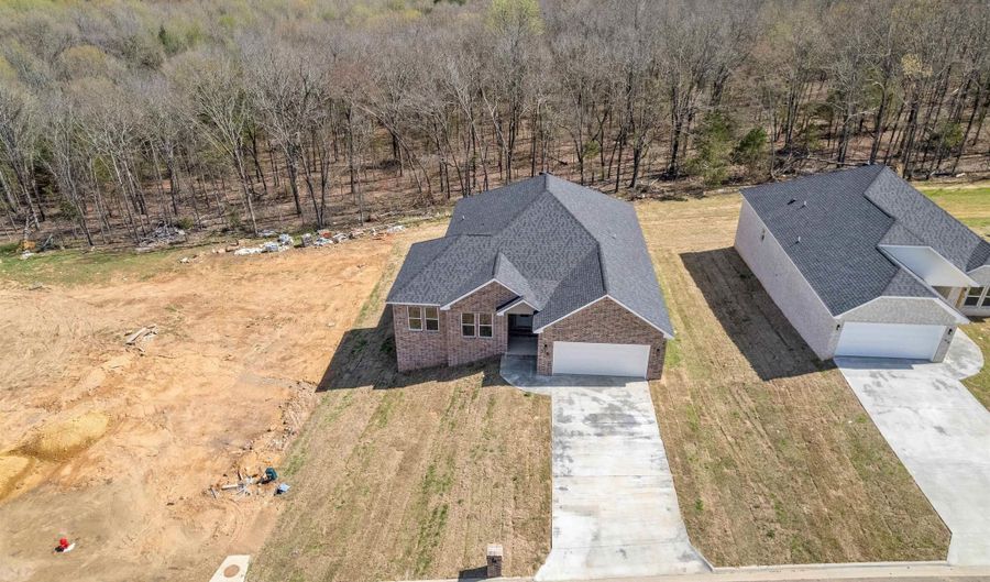 518 Madeleine Cir, Austin, AR 72007 - 4 Beds, 3 Bath