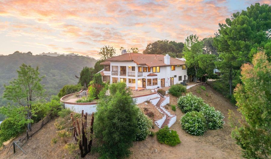 2457 Angelo Dr, Los Angeles, CA 90077 - 6 Beds, 6 Bath