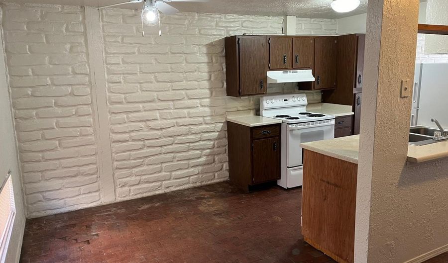 704 Truman St NE Apt 7, Albuquerque, NM 87110 - 1 Beds, 1 Bath