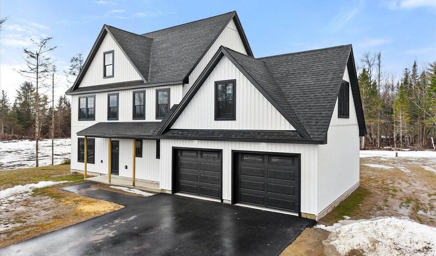 673 Streamside Ave, Hermon, ME 04401 - 3 Beds, 3 Bath