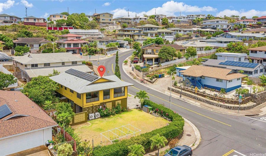 4692 Likini St, Honolulu, HI 96818 - 4 Beds, 3 Bath