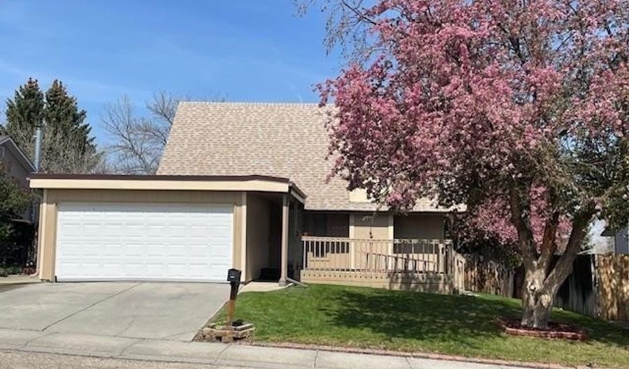 1020 Carriage Ln, Casper, WY 82609 - 4 Beds, 3 Bath