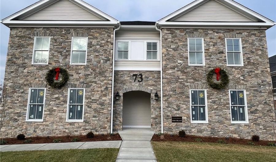 73 W Main St 2, Clinton, CT 06413 - 1 Beds, 1 Bath