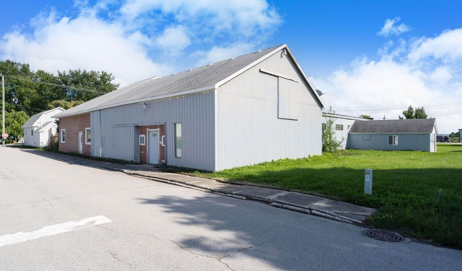 4225 East St, Akron, MI 48701 - 0 Beds, 1 Bath