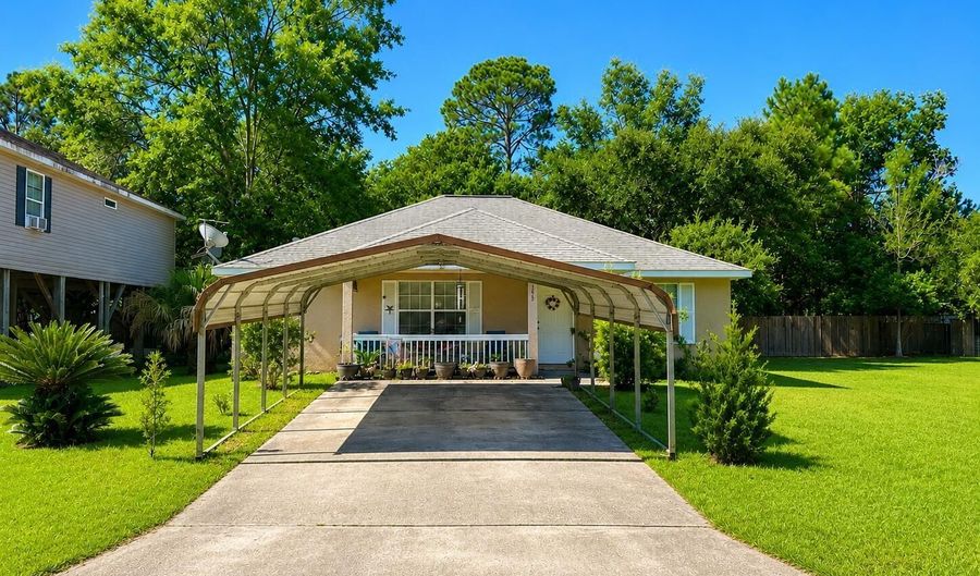 6195 W Forrest St, Bay St. Louis, MS 39520 - 3 Beds, 2 Bath