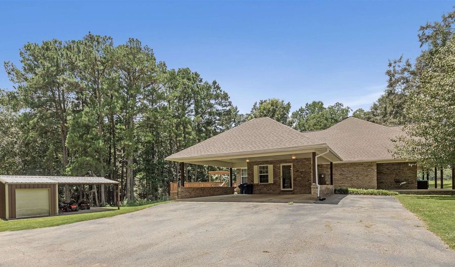 18080 CLIFF MEREDITH Rd, Andalusia, AL 36420 - 4 Beds, 2 Bath