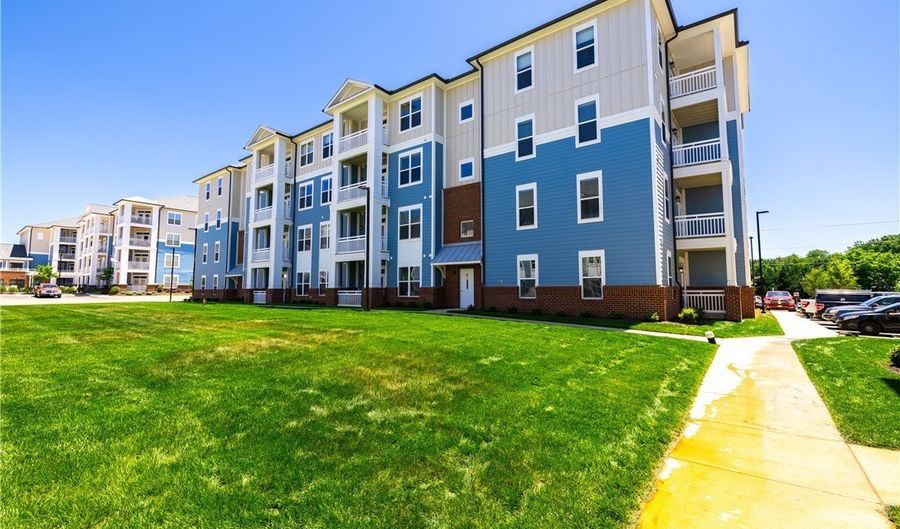 10525 Stony Bluff Dr 108, Ashland, VA 23005 - 2 Beds, 2 Bath