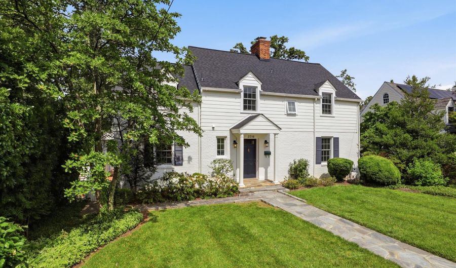 2316 N STAFFORD St, Arlington, VA 22207 - 5 Beds, 4 Bath