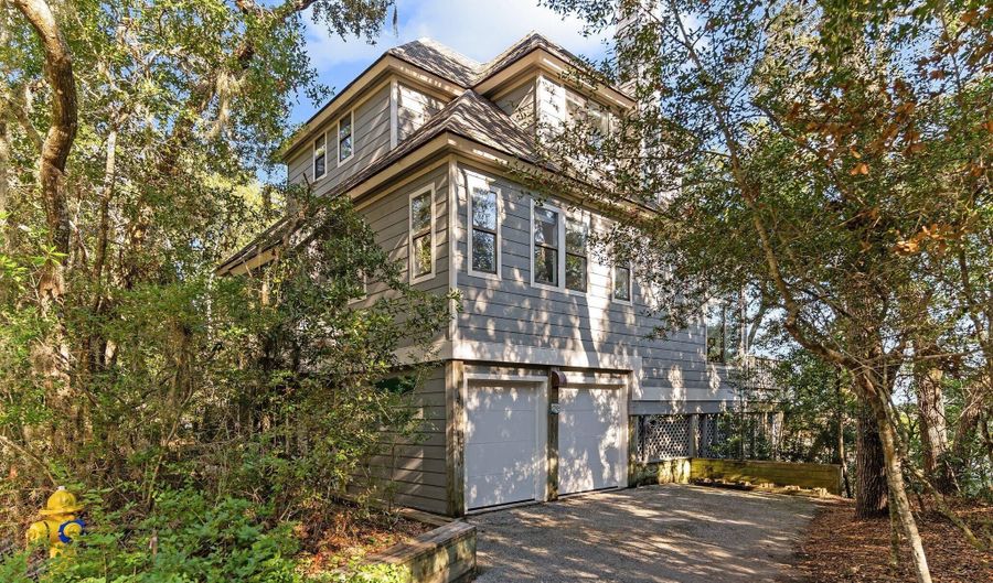 121 N Bald Head Wynd 25% Of 14 Lighthouse Land, Bald Head Island, NC 28461 - 4 Beds, 4 Bath