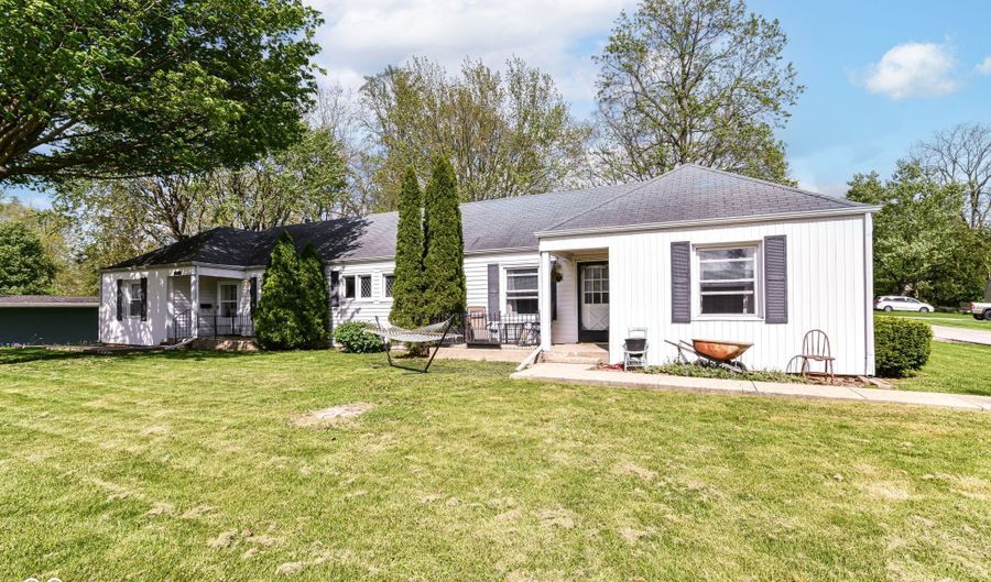 208-210 Donnelly Dr, Anderson, IN 46011 - 0 Beds, 0 Bath