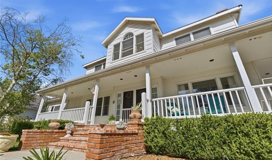 9130 Old Stage, Agua Dulce, CA 91390 - 3 Beds, 3 Bath