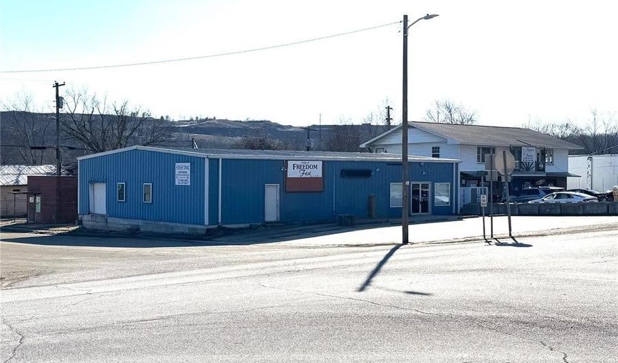 101 2nd St, Annapolis, MO 63620 - 0 Beds, 1 Bath