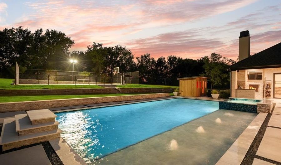 516 Lodge Hill Dr, Heath, TX 75032 - 5 Beds, 5 Bath