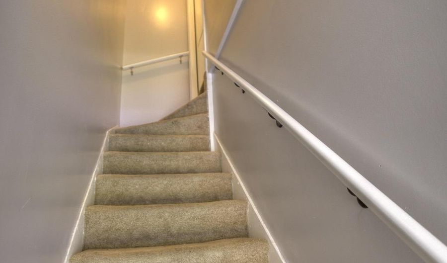 1405 N DECKER Ave 2, Baltimore, MD 21213 - 1 Beds, 1 Bath