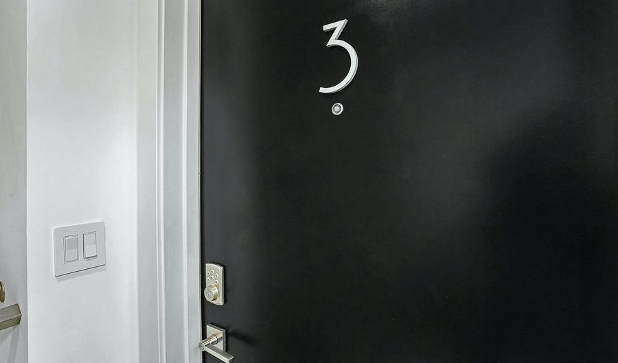 4 R St NW 3, Washington, DC 20001 - 2 Beds, 2 Bath