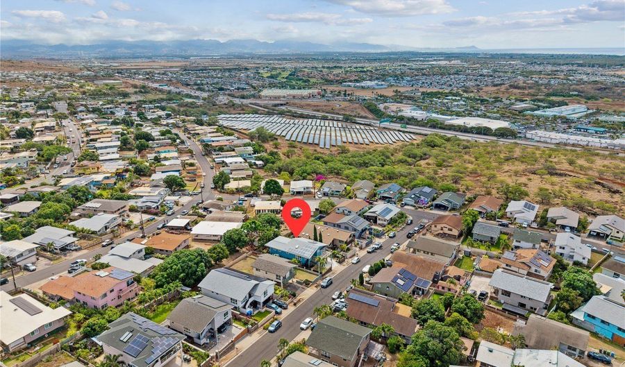 92-434 Kaiaulu St, Kapolei, HI 96707 - 4 Beds, 3 Bath