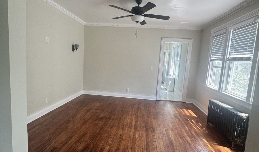 744 Park St, Bridgeport, CT 06608 - 3 Beds, 1 Bath